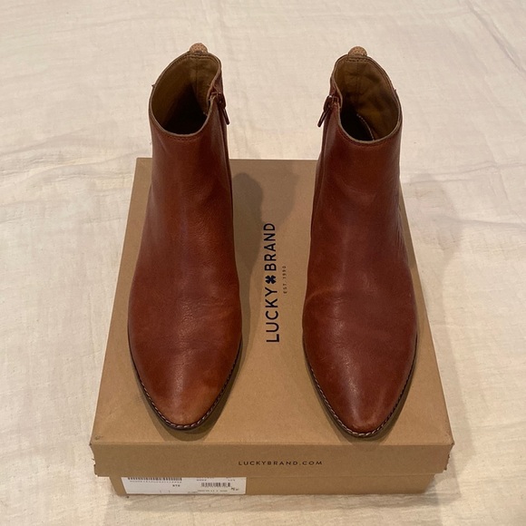 Lucky Brand Saddle Brown Leather Ankle Boot Size 9.5 - Picture 2 of 8